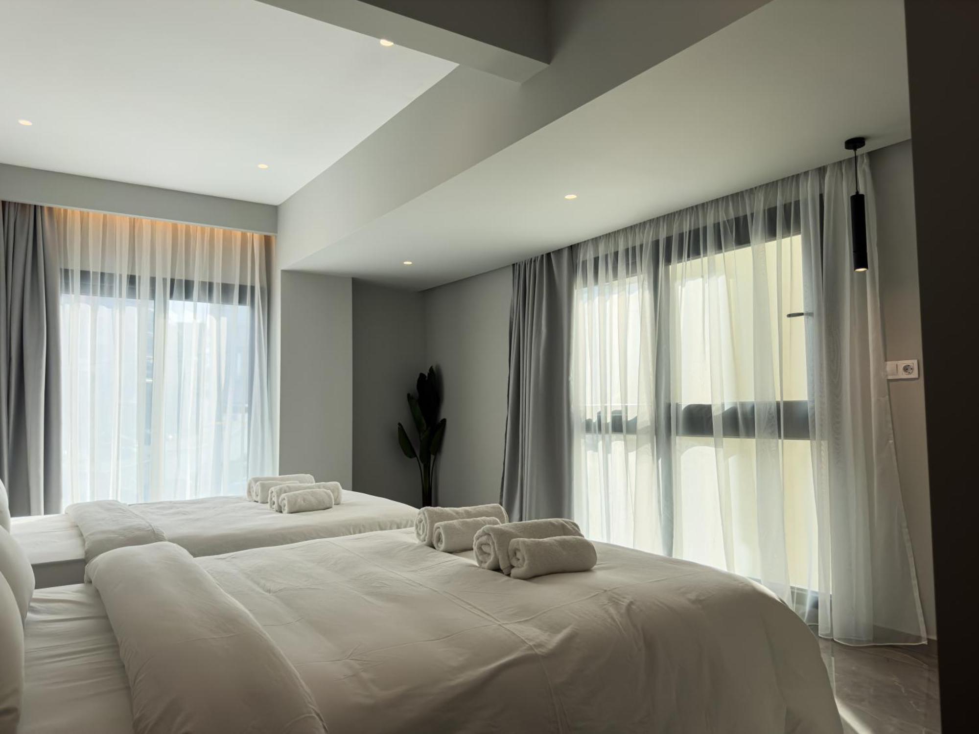 Villa 8 By Proliving Hospitality 塞萨洛尼基 外观 照片