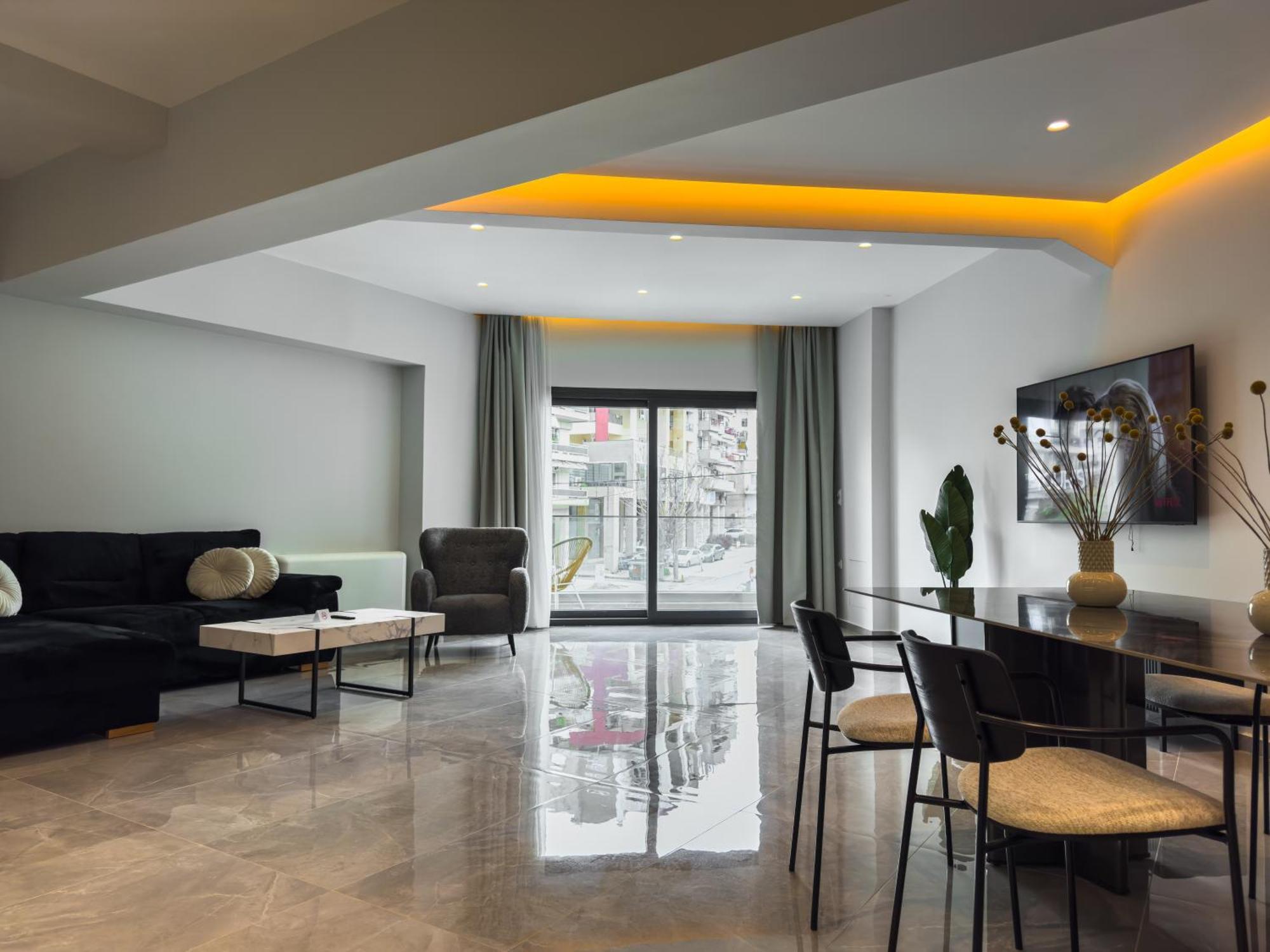 Villa 8 By Proliving Hospitality 塞萨洛尼基 外观 照片